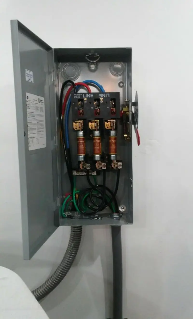 Three-phase disconnect switch installed for Electrical Wiring & Rewiring in North Royalton